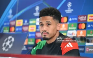 Real Madrid tạo tâm lý chiến khi ve vãn Saliba